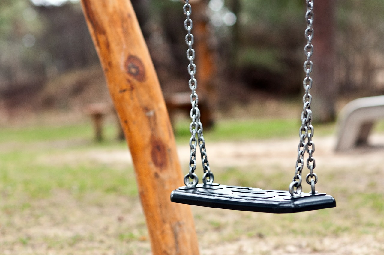 swing-339255_1280